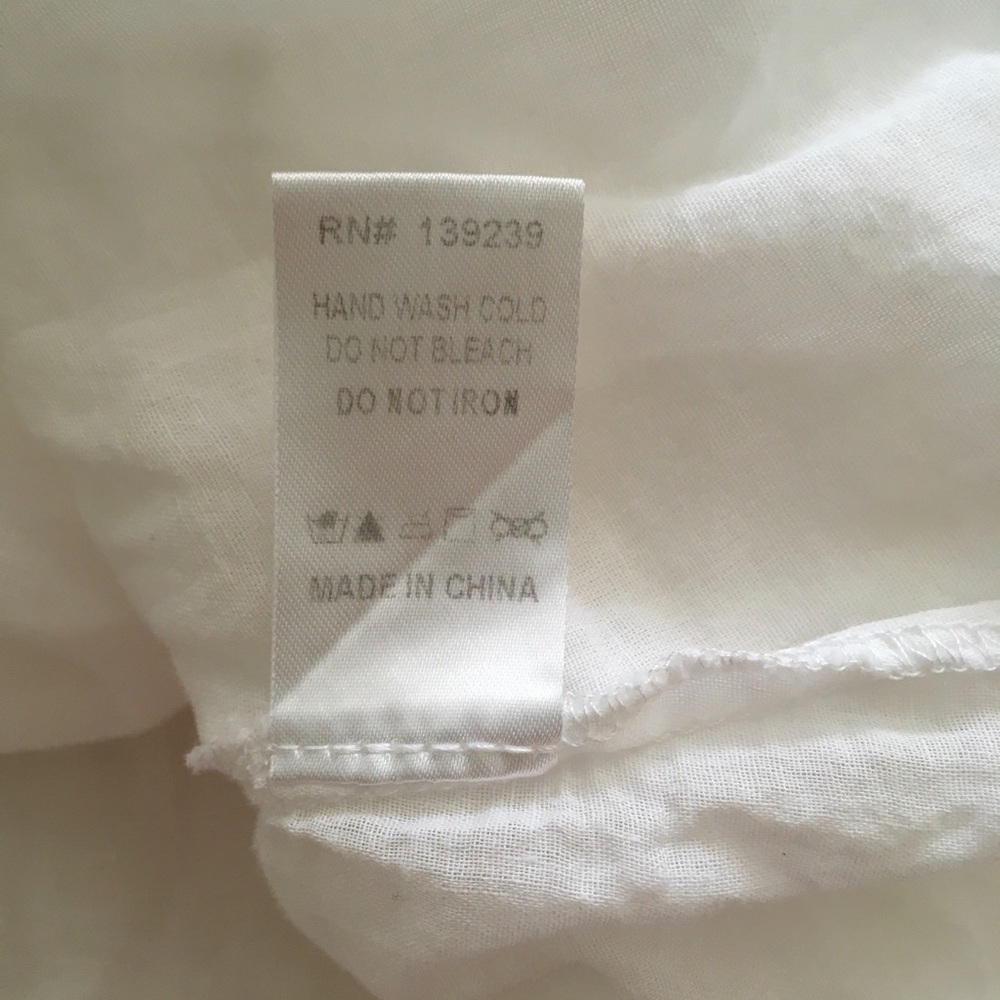 Tuckernuck Pomander Place Kenzo dress in white Swiss dot L - Picture 11 of 12